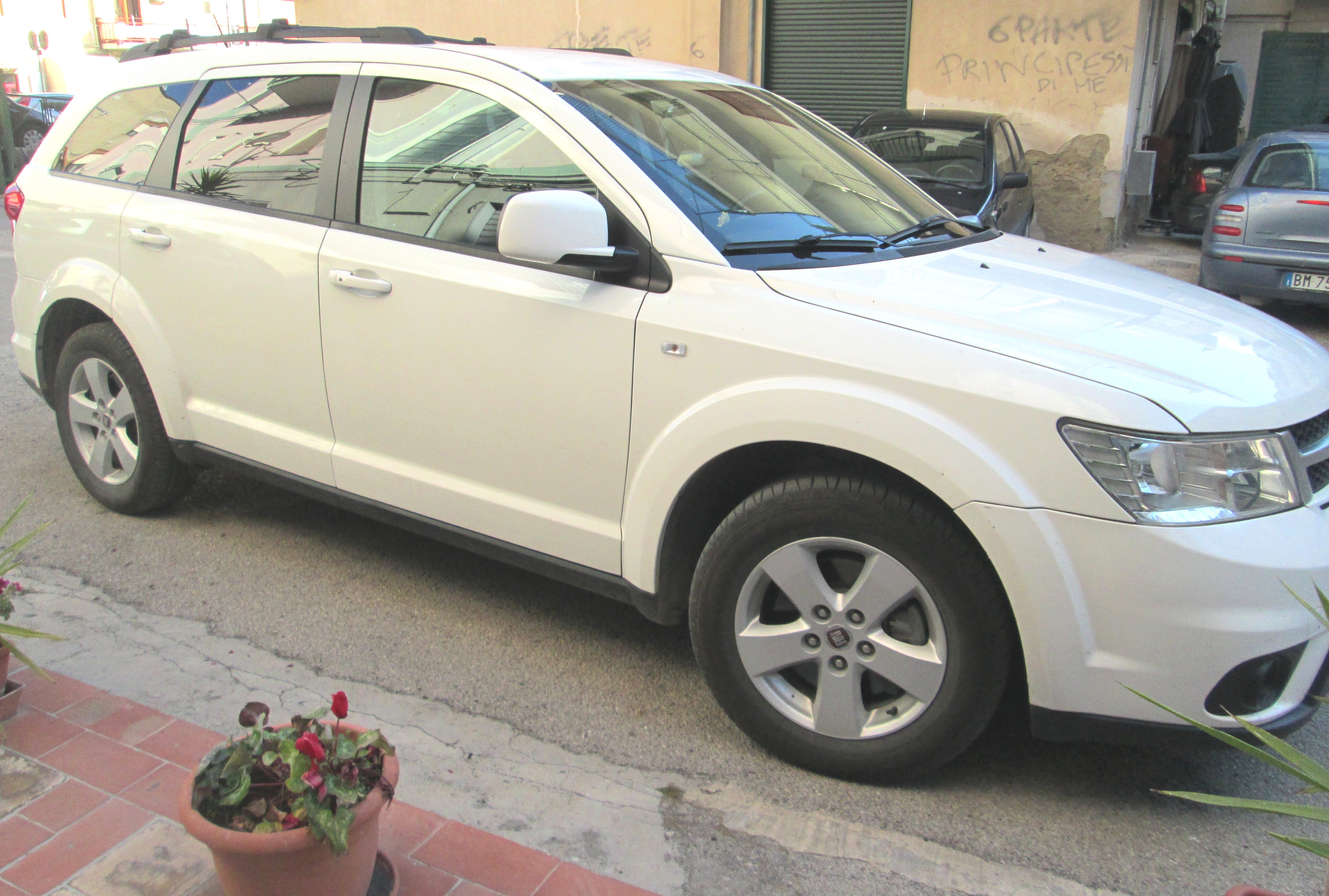 Clicca per il prezzo FIAT FREEMONT – Prezzo 9.500€