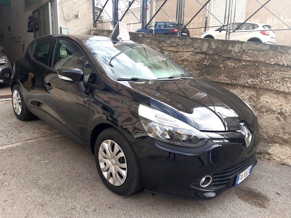 Clicca per il prezzo RENAULT CLIO – Prezzo 6.800€