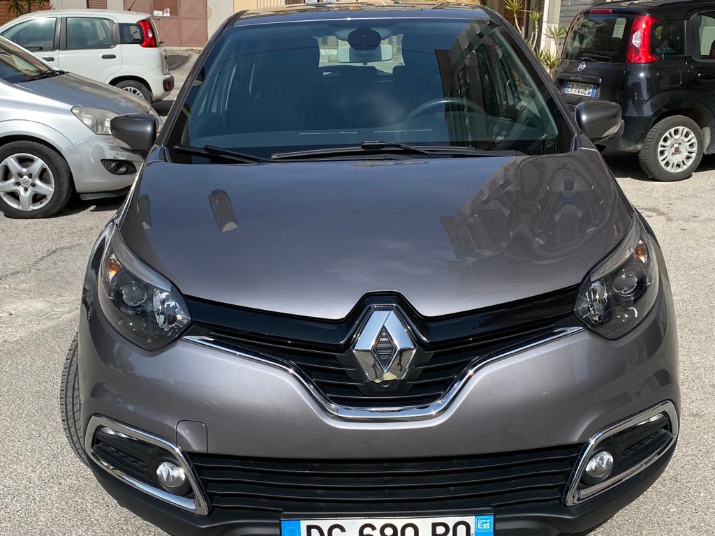 Clicca per il prezzo RENAULT CAPTUR – ANNO 2014 – Cc 1.5 &